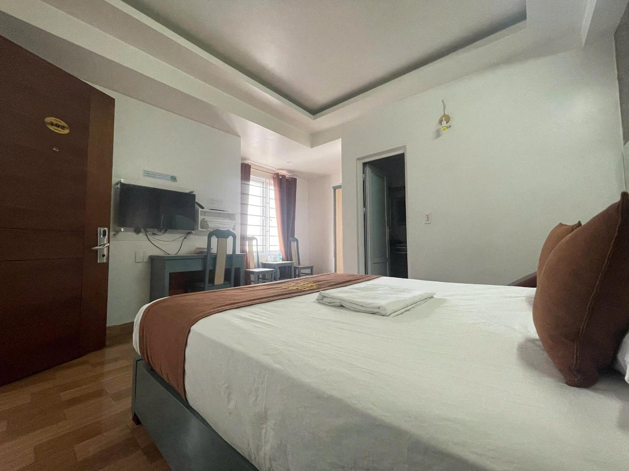 Cozi Hotel Hai Phong Exterior foto